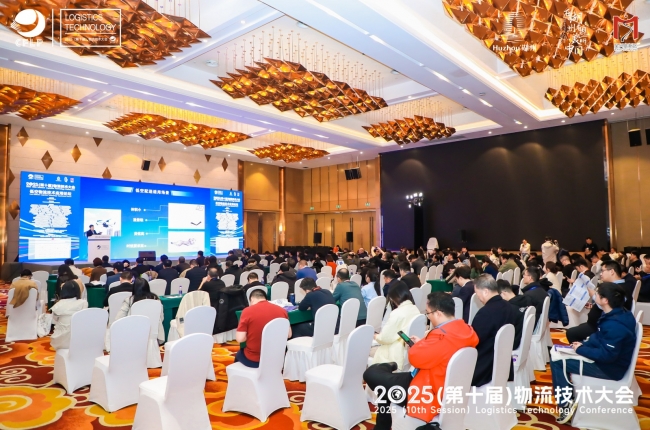 以實(shí)力說(shuō)話！中揚(yáng)立庫(kù)穩(wěn)拿物流技術(shù)大會(huì)雙獎(jiǎng)